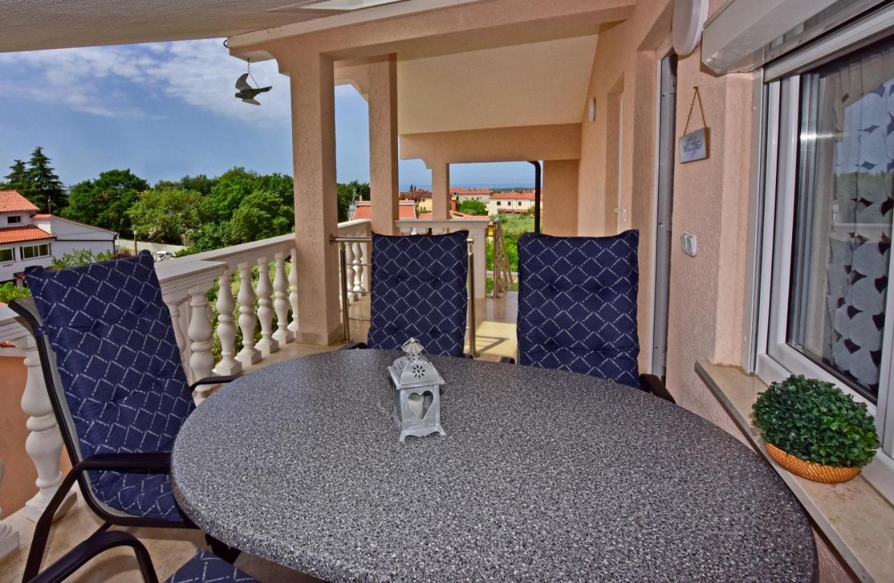 Apartments Elin Sofia Porec Bagian luar foto