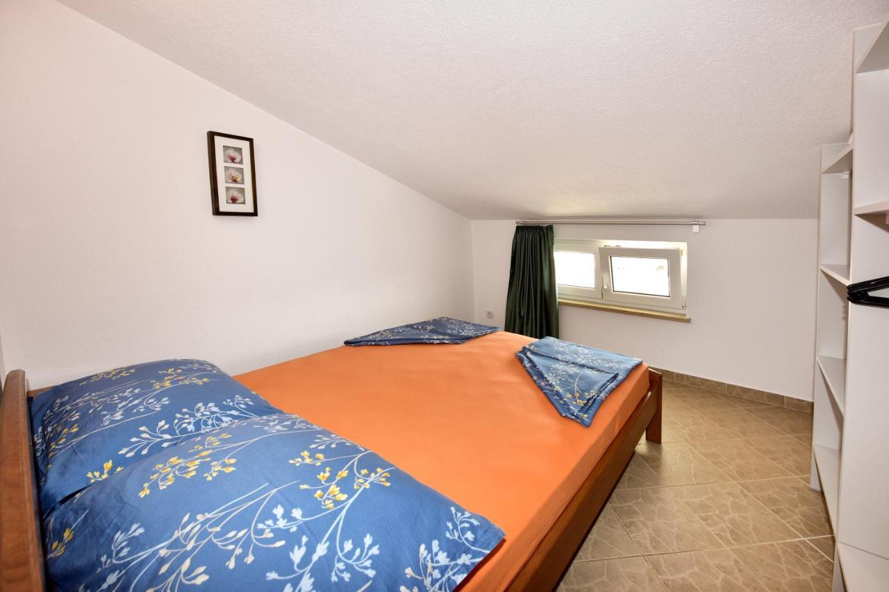 Apartments Elin Sofia Porec Bagian luar foto